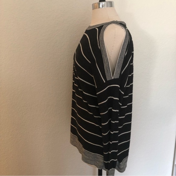 NWT Loft Cold Shoulder Pullover - Picture 7 of 8